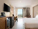 HENLEY_1.webp